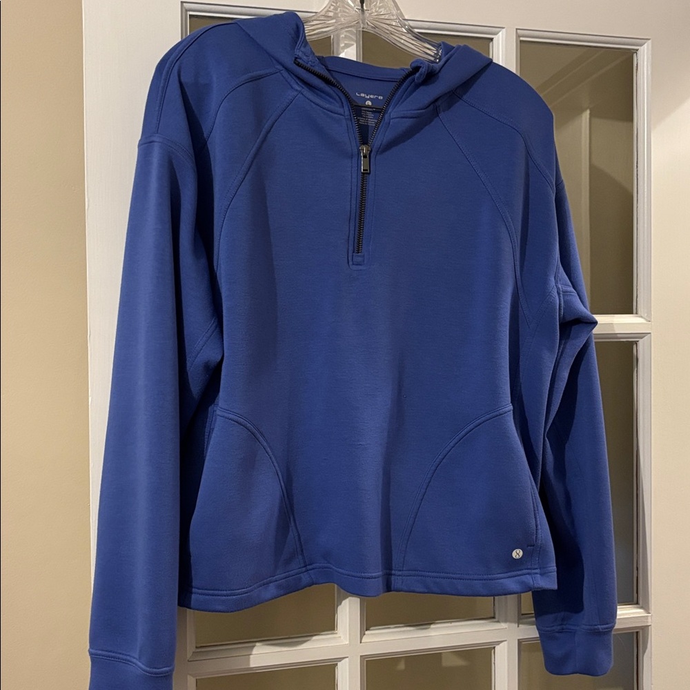 Half1 zip top with hood